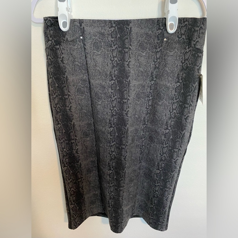 NWT 89th and Madison Pencil Skirt in Women’s Size Small